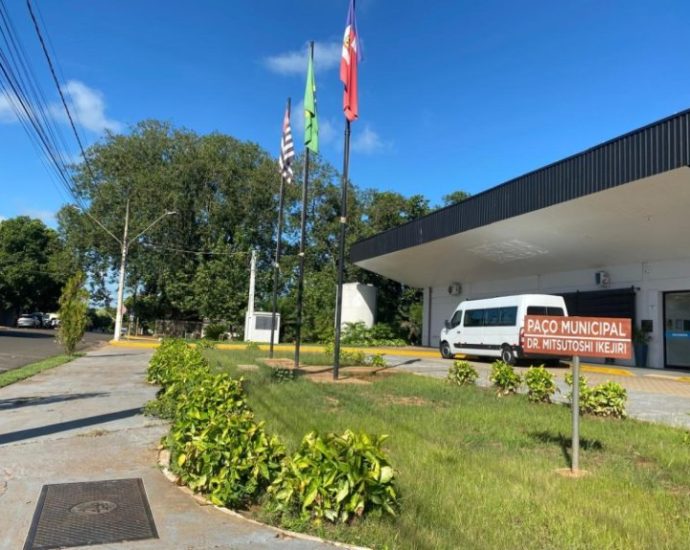 AJUSTE SALARIAL: SERVORES MUNICIPAIS GANHAM REAJUSTE