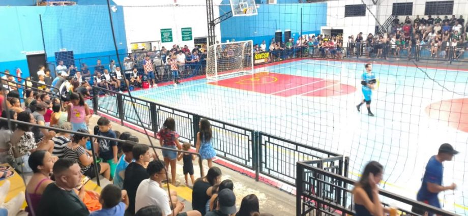 FUTSAL DE FÉRIAS: R$ 10 MIL EM PREMIAÇÕES EM CASTILHO