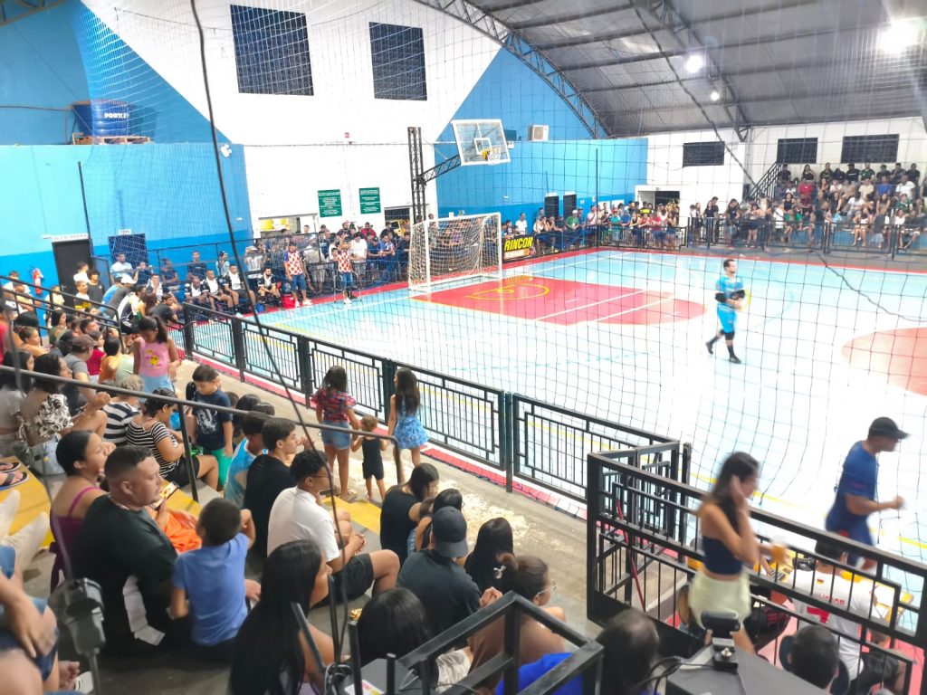 FUTSAL DE FÉRIAS: R$ 10 MIL EM PREMIAÇÕES EM CASTILHO