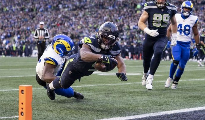 SEATTLE SEAHAWKS RETORNAM AO SUPER BOWL APÓS 11 ANOS