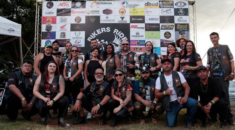 MOTO CAFÉ: EVENTO BATE RECORDES E AGITA ANDRADINA