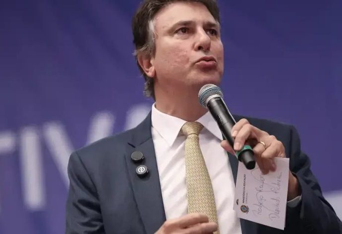 HADDAD: CANDIDATURA É UM DEVER PARA O BRASIL