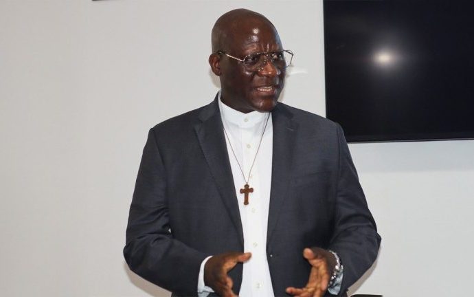 EVITAR AUMENTO DE PREÇOS: SOLIDARIEDADE EM TEMPOS DE CHEIAS