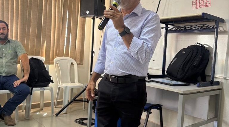 IRRIGAÇÃO NO MEIO RURAL: ENCONTRO EM CASTILHO