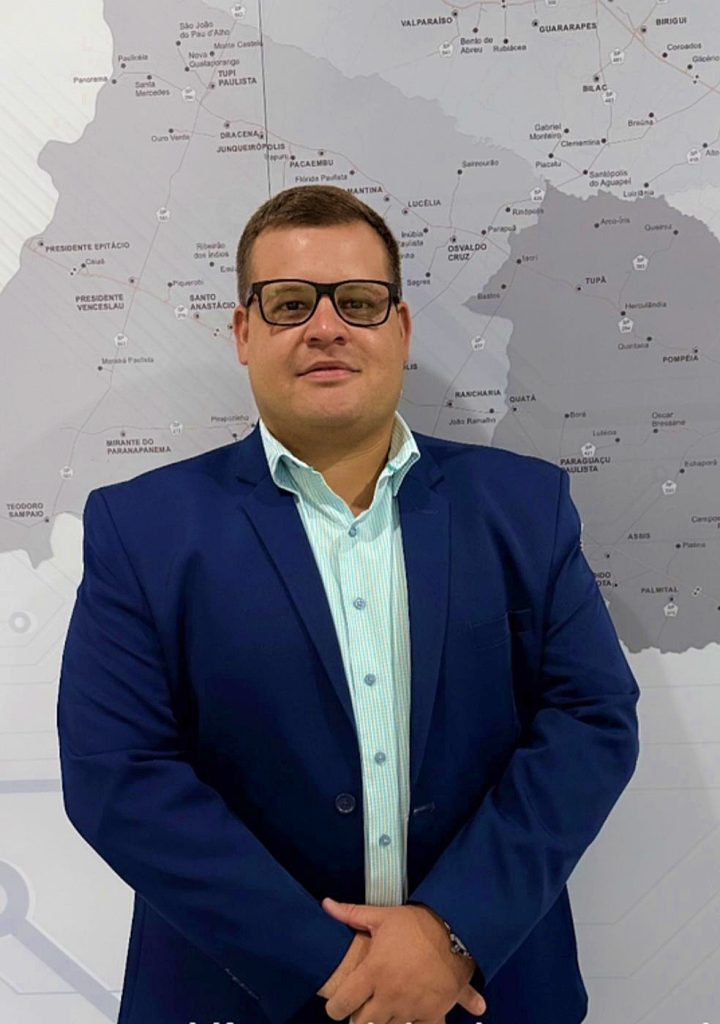 PONTOS DE ÔNIBUS: NOVAS INSTALAÇÕES EM CASTILHO