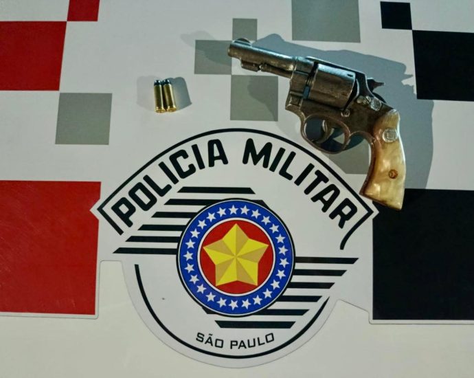 PORTE ILEGAL DE ARMA: HOMEM É PRESO EM ANDRADINA