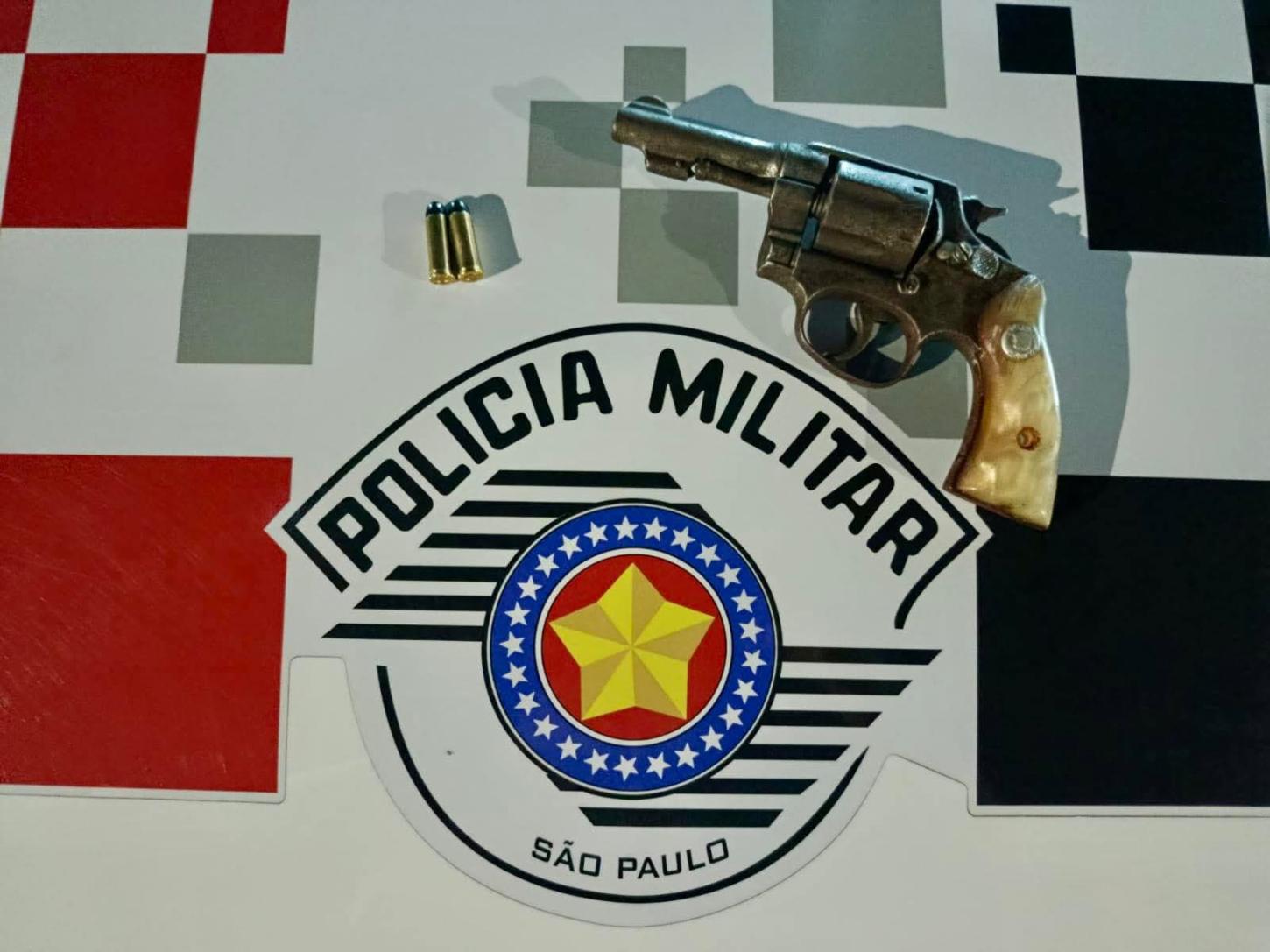 PORTE ILEGAL DE ARMA: HOMEM É PRESO EM ANDRADINA