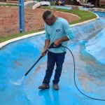 MANUTENÇÃO NO LAGO DA PRAÇA DA MATRIZ EM CASTILHO