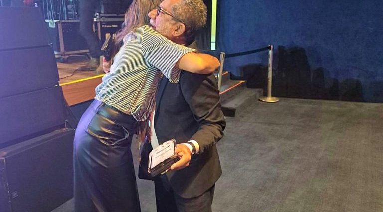 Castilho se Destaca na Educação com o Prêmio Excelência Educacional 2025