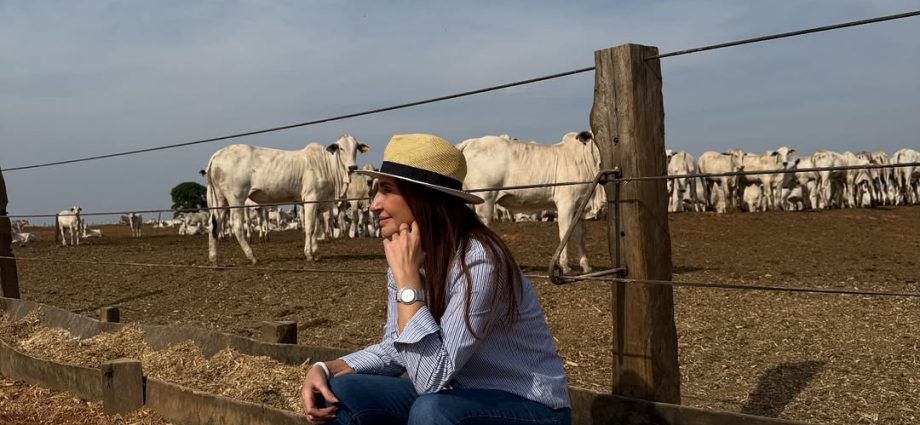 MULHER LIDERA TRÊS USINAS NO AGRO E INSPIRA NO SETOR
