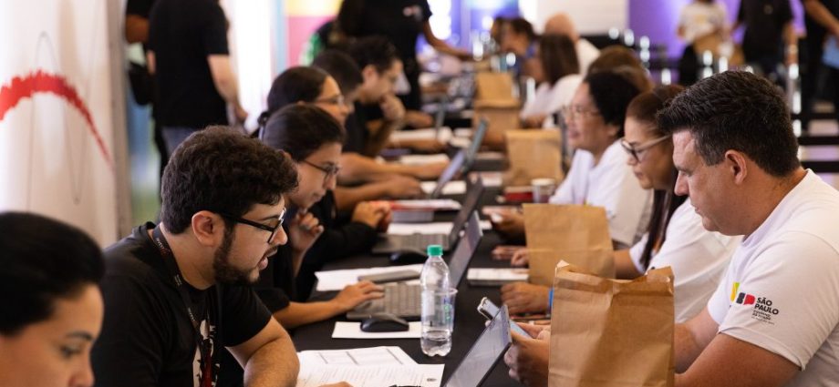 PATs de Araçatuba Abrem 266 Vagas de Emprego