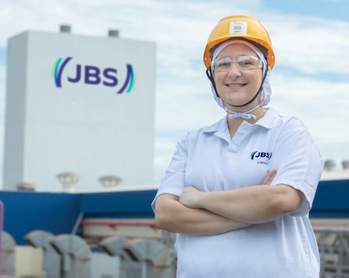 JBS tem mais de 500 vagas de emprego abertas no interior de SP