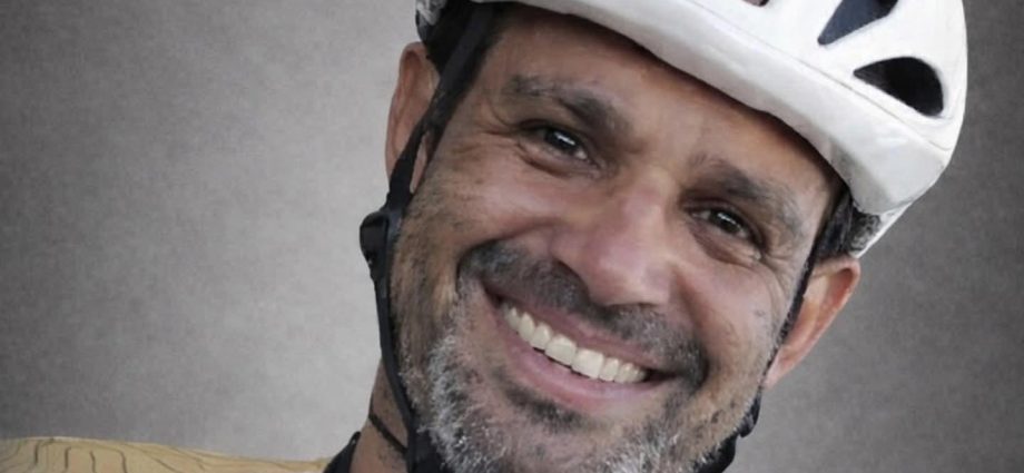 Professor e Ciclista Fábio Lopes Theodoro é Sepultado em Andradina com Grande Comoção