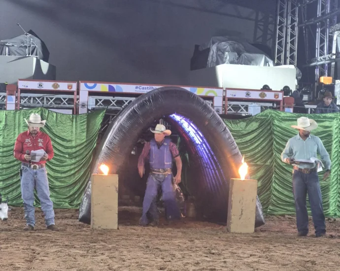 VÍDEO: Prefeitura divulga transmissão ao vivo do segundo dia da Festa do Peão em Castilho 2026