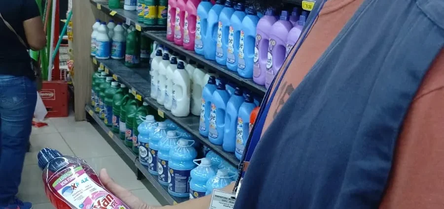 VIGILÂNCIA SANITÁRIA FAZ APREENSÕES DE PRODUTOS YPÊ EM CASTILHO SP APÓS RESOLUÇÃO DA ANVISA