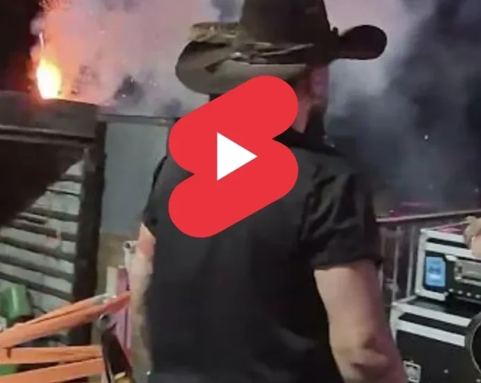 VÍDEO: Bastidores mostram entrada do Traia Véia no palco da Festa do Peão em Castilho
