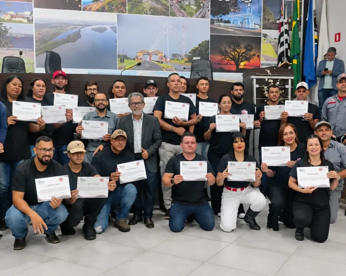 CURSO PS-40 FORMA ALUNOS EM PRONTO SOCORRISMO EM CASTILHO