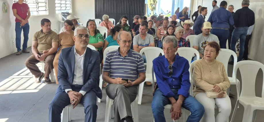 DIREITO À TERRA: APÓS 17 ANOS, 12 FAMÍLIAS DO ASSENTAMENTO CAFEEIRA ASSINAM ACORDO HISTÓRICO EM CASTILHO