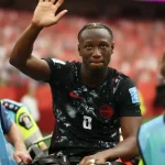KONÉ FRATUROU TÍBIA E FÍBULA EM LANCE CHOCANTE NA COPA DO MUNDO