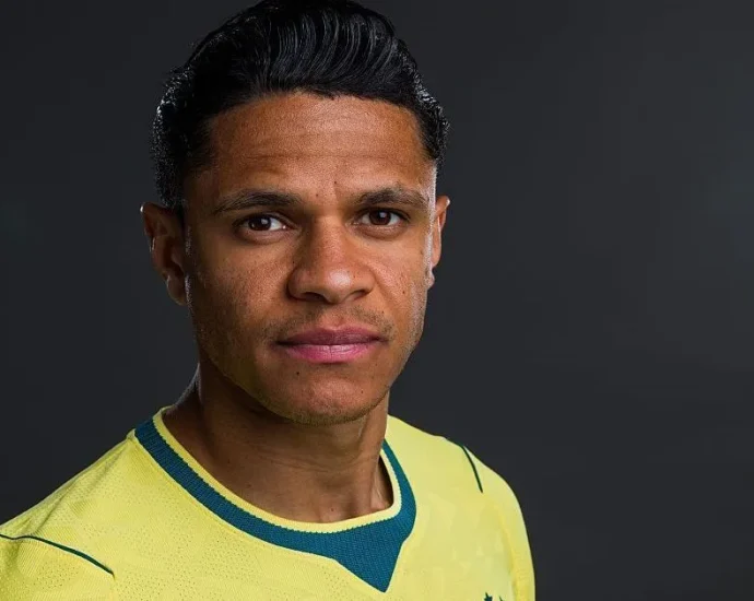 TRIO DA SELEÇÃO ESGOTA CAMISAS NO SITE OFICIAL DA NIKE