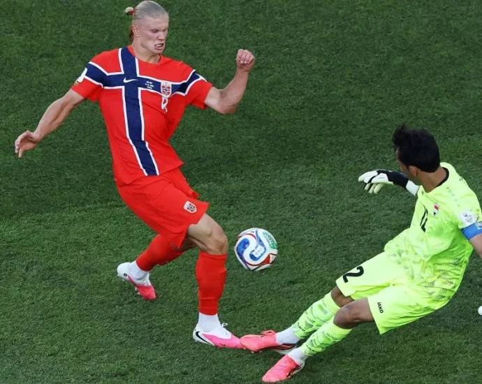 COMETA HAALAND MARCA PRIMEIROS GOLS EM COPAS COM VELOCIDADE