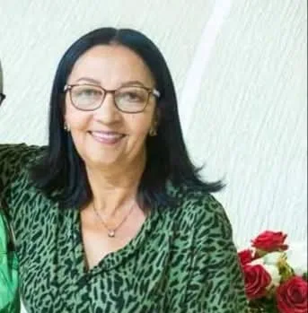 Homenagem a Servidora da Educação em Castilho: Lúcia Alves se Aposenta Após 30 Anos de Dedicação
