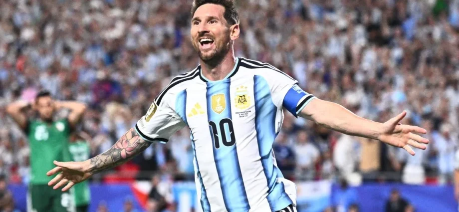MESSI BRILHA E ARGENTINA VENCE ARGÉLIA NA ESTREIA DA COPA