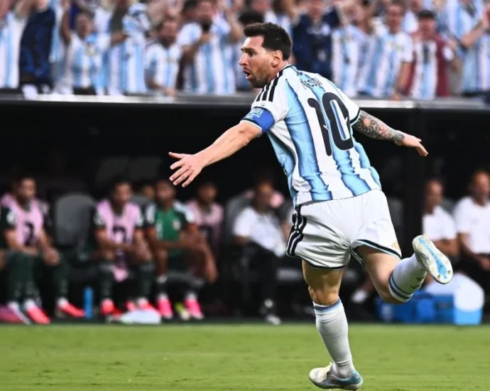 MESSI QUEBRA RECORDES NA COPA DO MUNDO COM HAT-TRICK HISTÓRICO