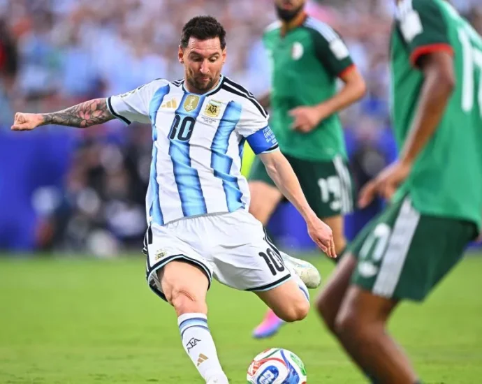 MESSI FALA SOBRE CHORO APÓS PRIMEIRO GOL: