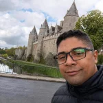 CORPO DE CASTILHENSE THIAGO CHEGA PARA SER VELADO EM CASTILHO