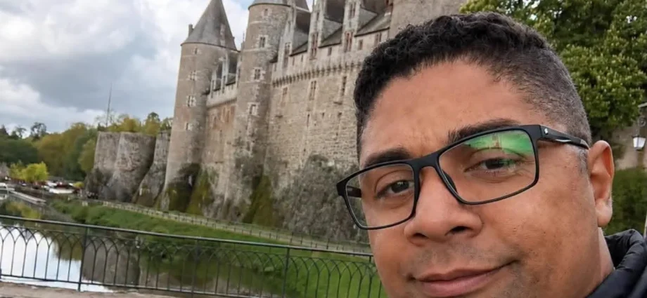 CORPO DE CASTILHENSE THIAGO CHEGA PARA SER VELADO EM CASTILHO