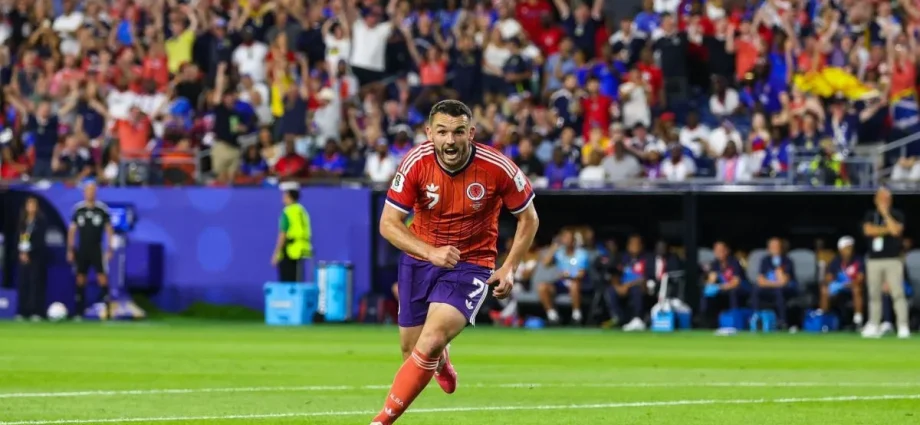 ESCÓCIA VENCE HAITI E LARGA NA FRENTE NA COPA DO MUNDO