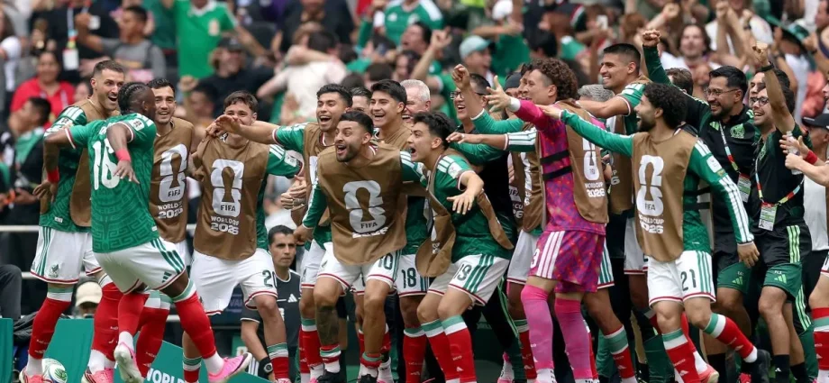 GRUPO A PODE DEFINIR PRIMEIRO CLASSIFICADO PARA O MATA-MATA