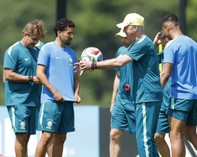 SELEÇÃO BRASILEIRA NO DOMINGO: TREINO SEM FOLGA APÓS EMPATE
