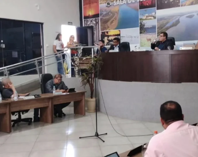 CRÉDITO ADICIONAL APROVADO PARA FESTIVIDADES DE ANIVERSÁRIO DE CASTILHO