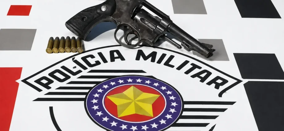 HOMEM DETIDO COM REVÓLVER E MUNIÇÕES DE CALIBRE 38 EM ANDRADINA