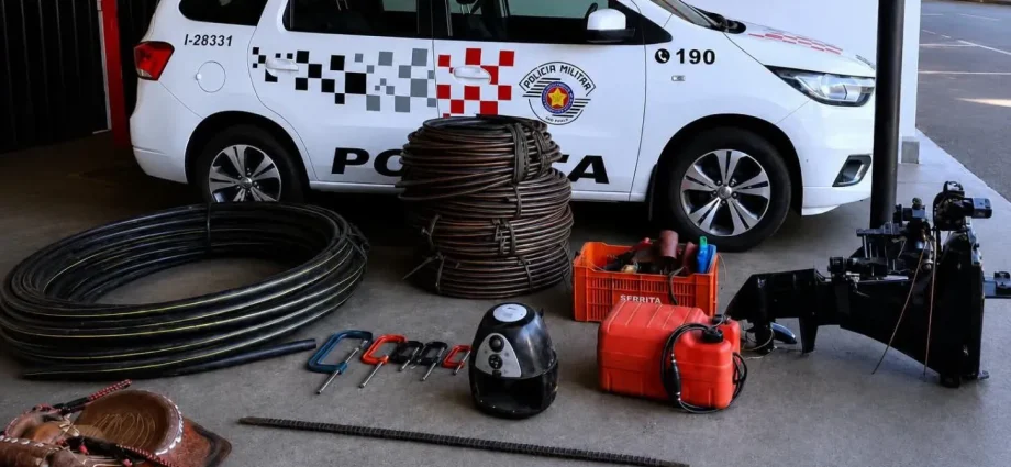 POLÍCIA MILITAR PRENDE MULHER POR RECEPTAÇÃO EM MIRANDÓPOLIS (SP)