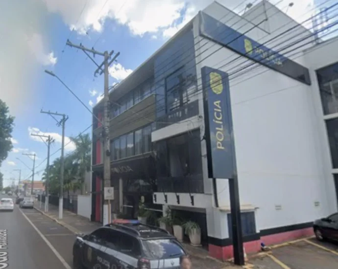 Empresário é preso por assédio em concessionária de Jales