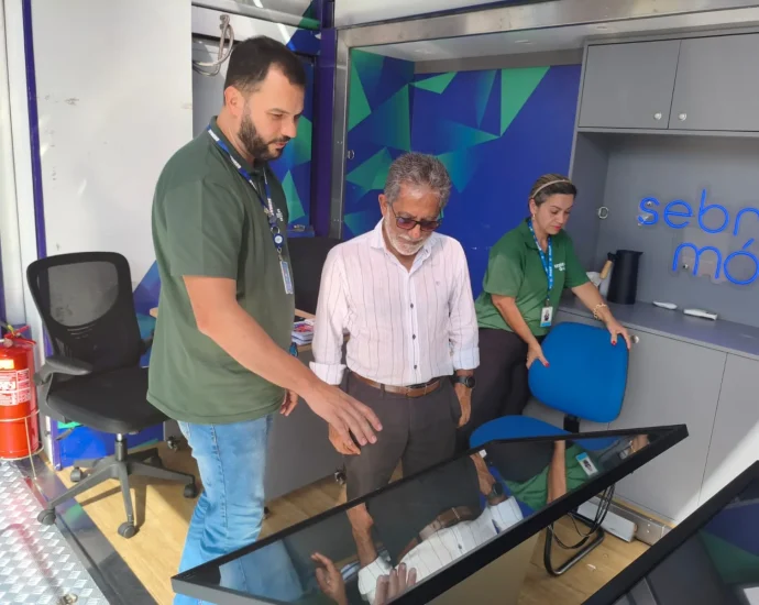 SEBRAE MÓVEL CHEGA A CASTILHO COM ATENDIMENTO E EXPERIÊNCIAS DIGITAIS