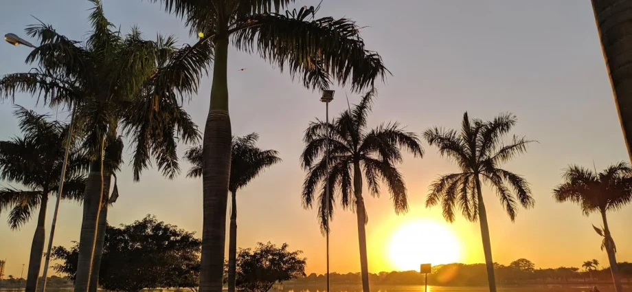 Mudanças no Tempo: Frente Fria Pode Trazer Chuva e Tempestades para Três Lagoas