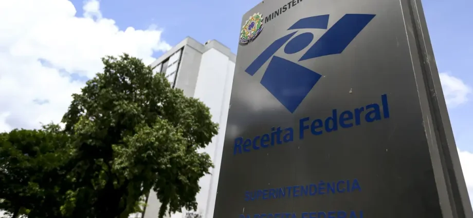 Arrecadação federal alcança R$ 289,3 bilhões em julho de 2026