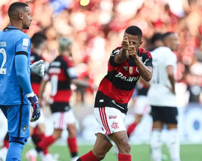 Flamengo vence Botafogo e se aproxima do Palmeiras na tabela do Brasileiro