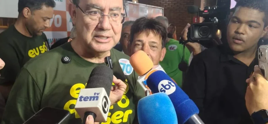 Augusto Cury critica polarização política em Araçatuba
