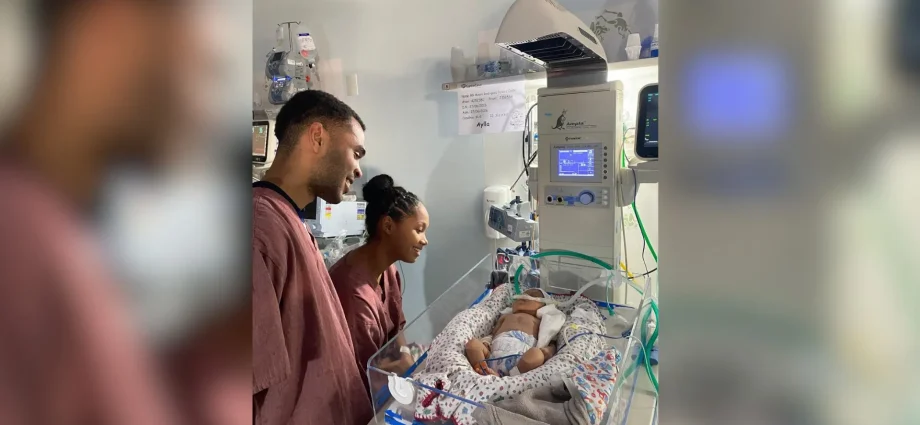 Bebê se recupera após tratamento inédito em Votuporanga