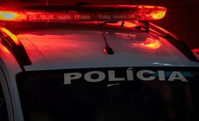 PM em folga atira em suspeito após roubo a comerciante