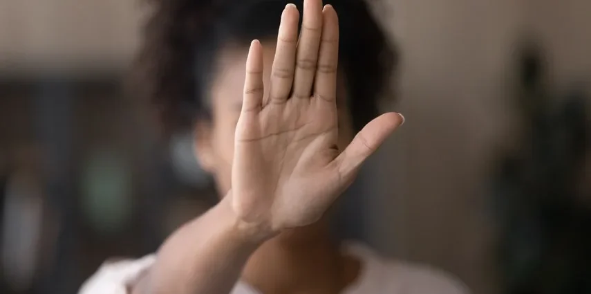 Apoio a mulheres em risco: projeto de lei avança na Assembleia de MS